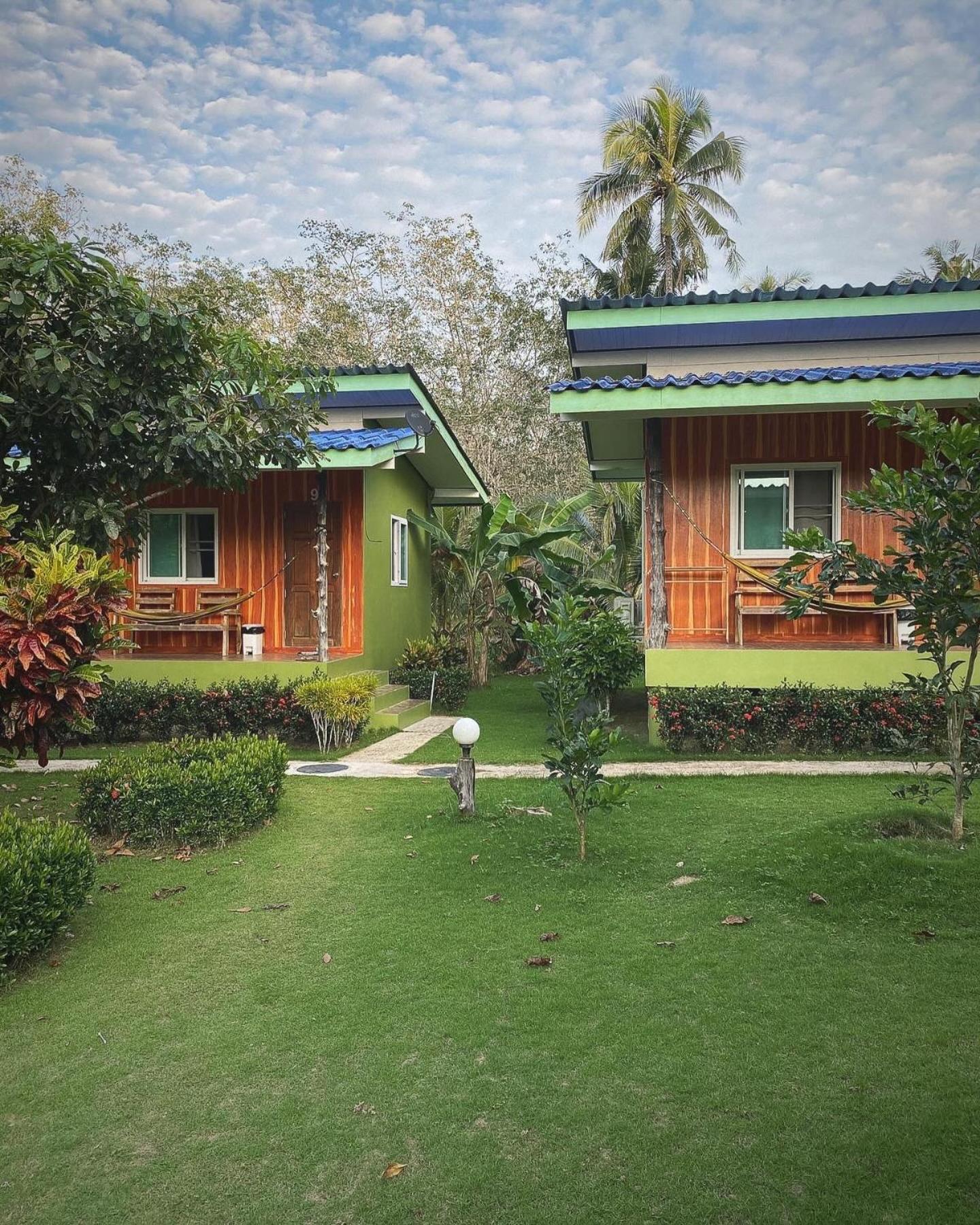 Suan Nai Kokut Resort Ko Kut Екстер'єр фото